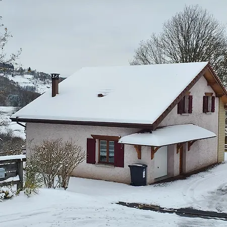 De La Rougeterre Chalet