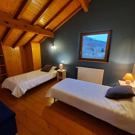 샬레 De La Rougeterre 르메니