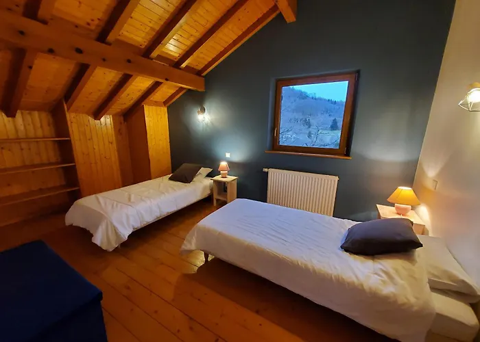 샬레 De La Rougeterre 르메니